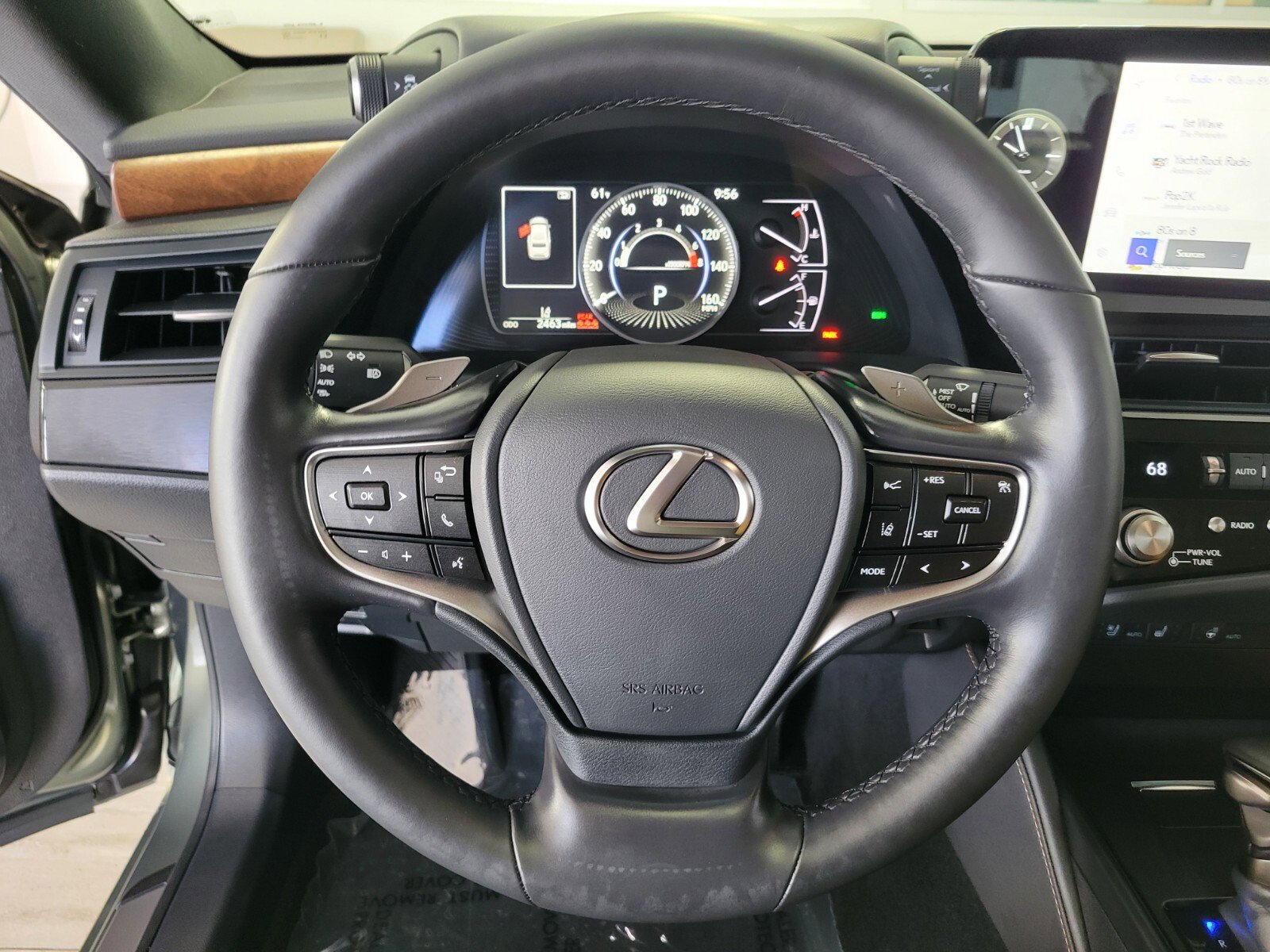Certified 2025 Lexus ES 350 w/ Premium Package image 21