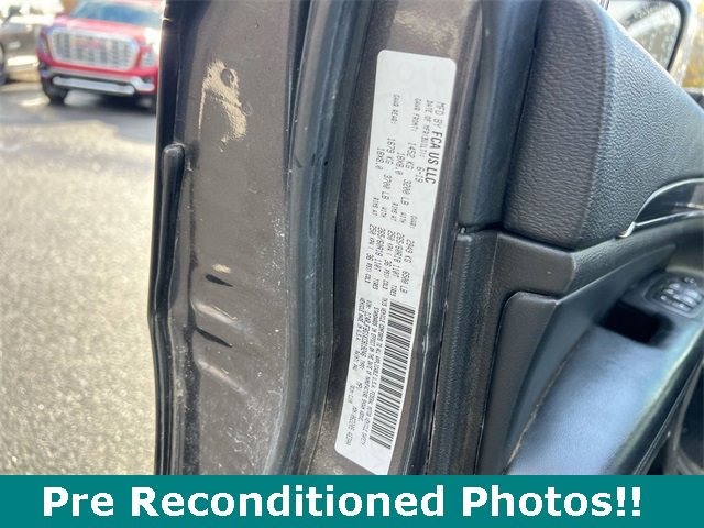 Used 2019 Jeep Grand Cherokee Limited image 34