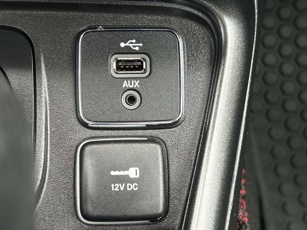Used 2018 Jeep Compass Trailhawk w/ Navigation Group AWD/4WD image 25