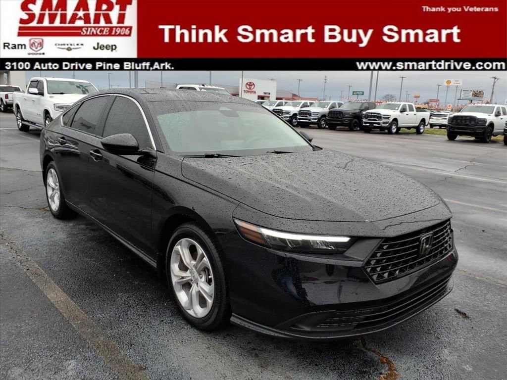 Used 2025 Honda Accord LX image 1
