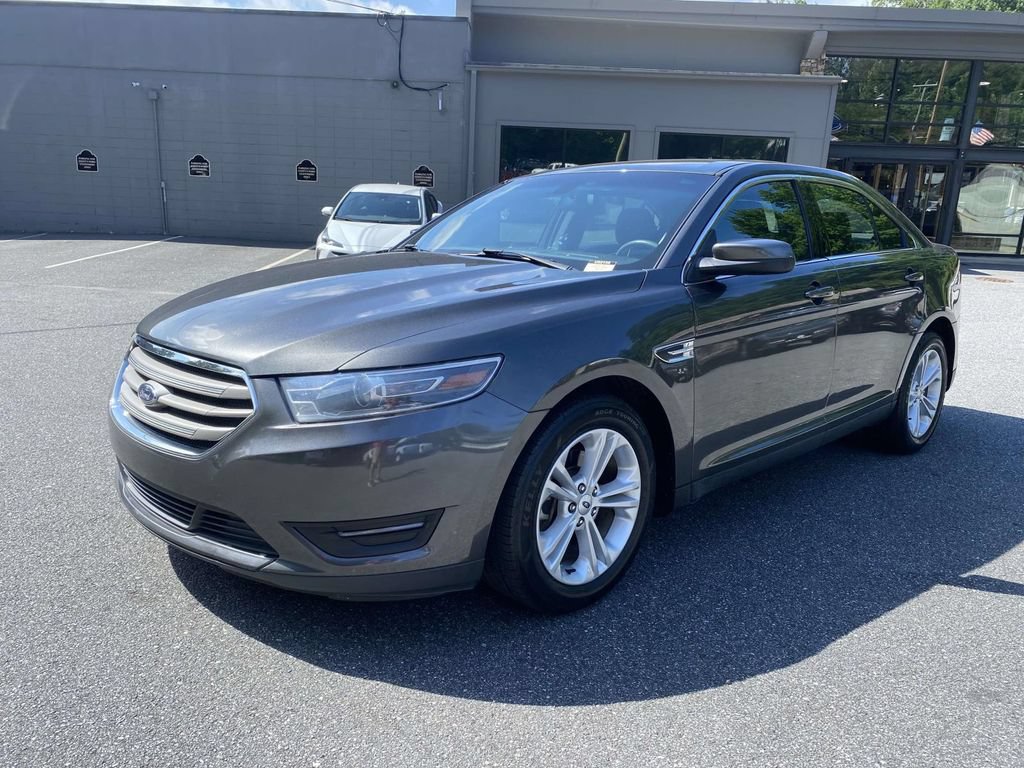 Used 2019 Ford Taurus SEL w/ Equipment Group 201A FWD image 3