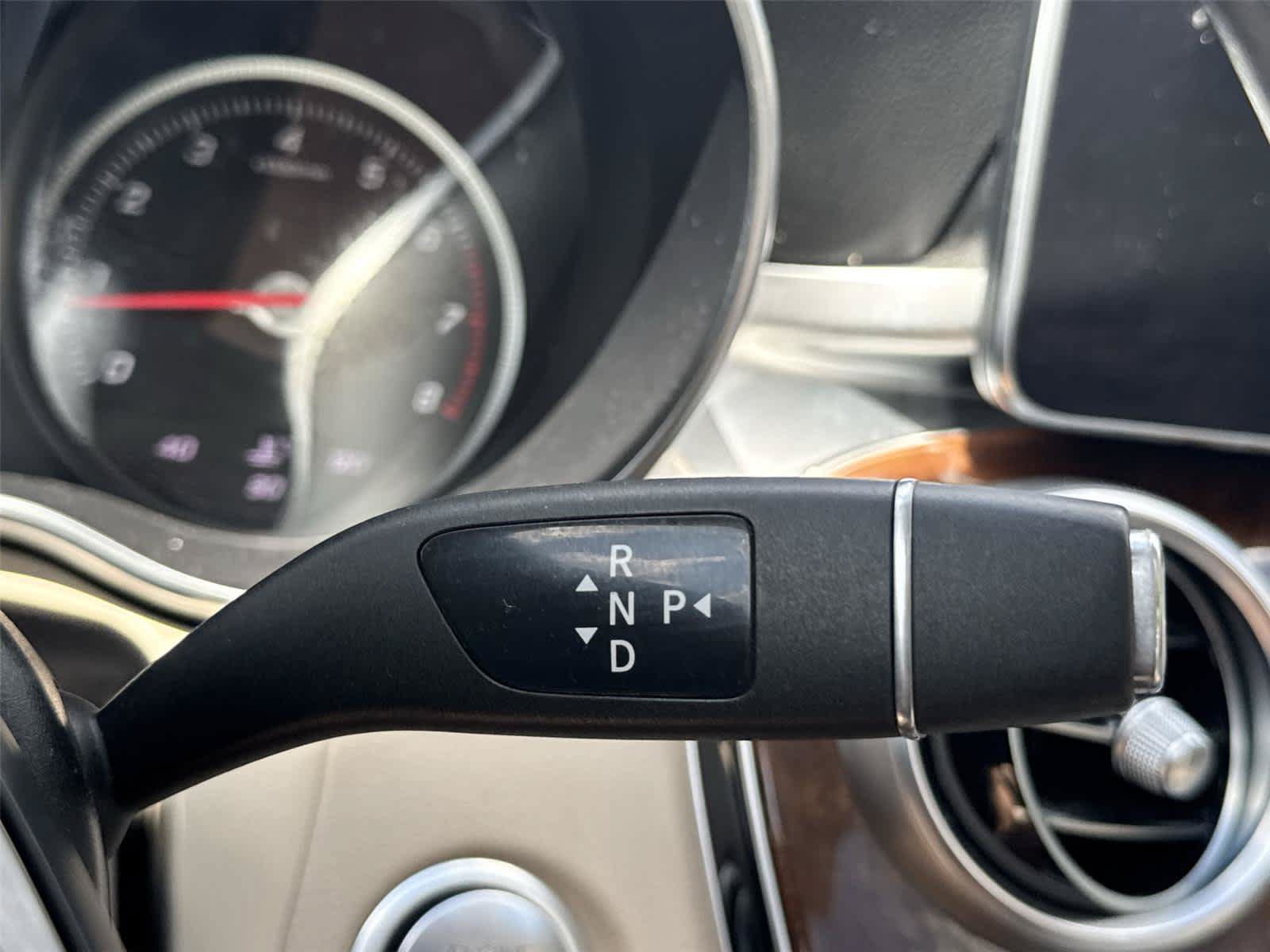 Used 2017 Mercedes-Benz C 300 Sedan image 28