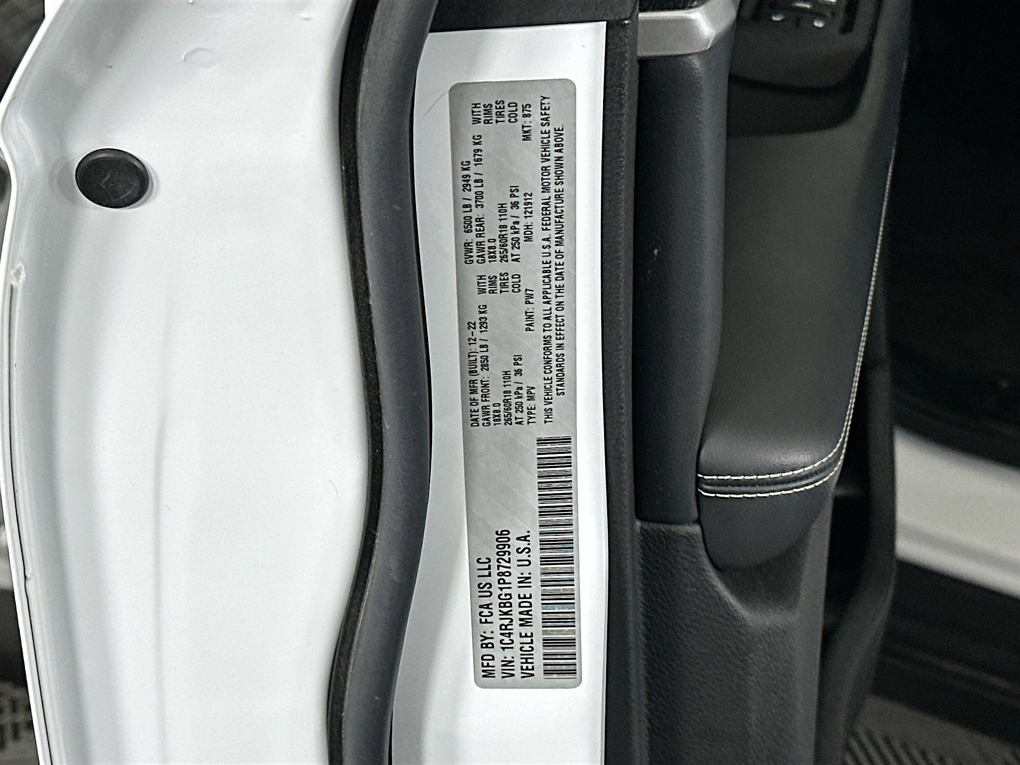 Used 2023 Jeep Grand Cherokee L Limited w/ Trailer Tow Group (B) image 12