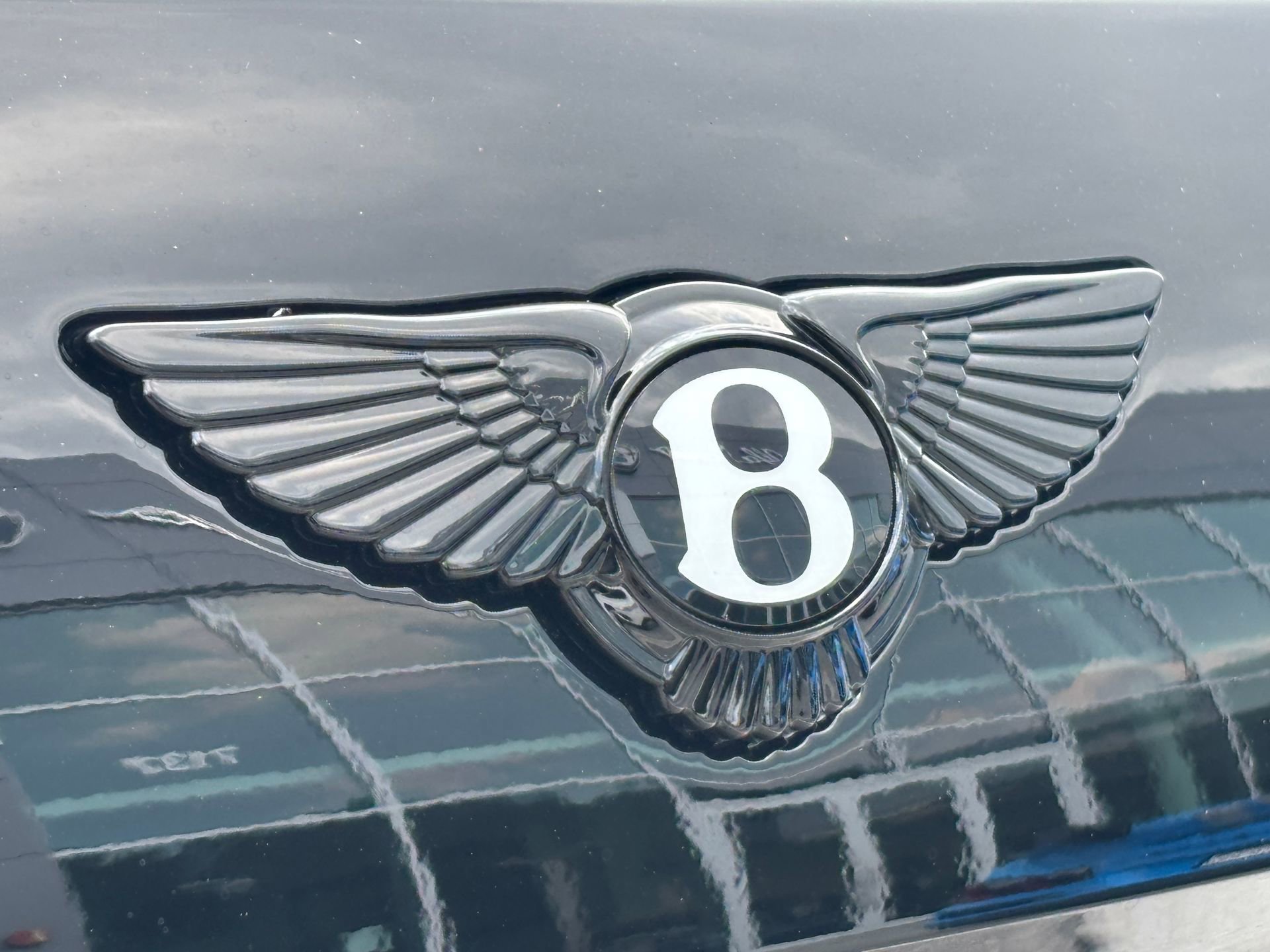 New 2025 Bentley Flying Spur Plug-In Hybrid image 26