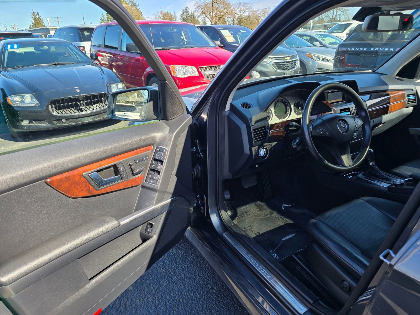 Used 2011 Mercedes-Benz GLK 350 4MATIC image 18