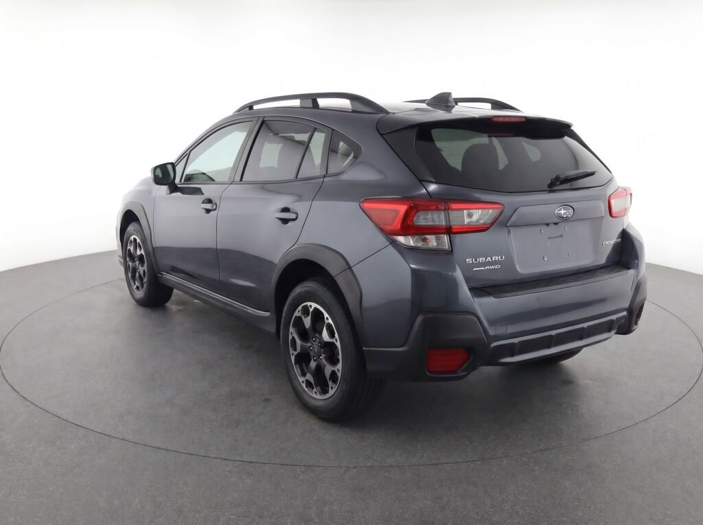 Used 2021 Subaru Crosstrek 2.0i Premium w/ Moonroof Package AWD/4WD image 4