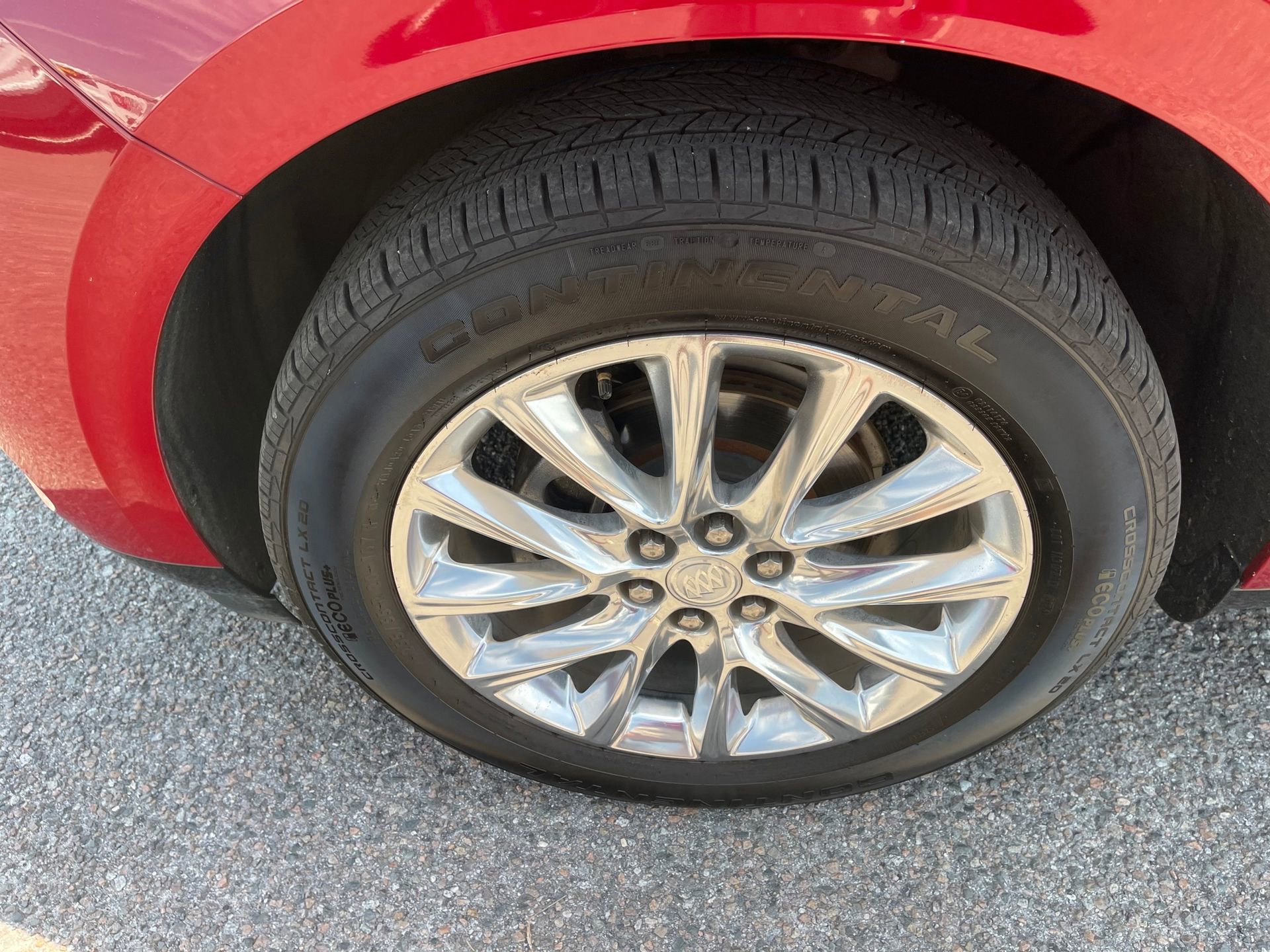 Used 2020 Buick Enclave Essence w/ Sound and Sites Package image 10