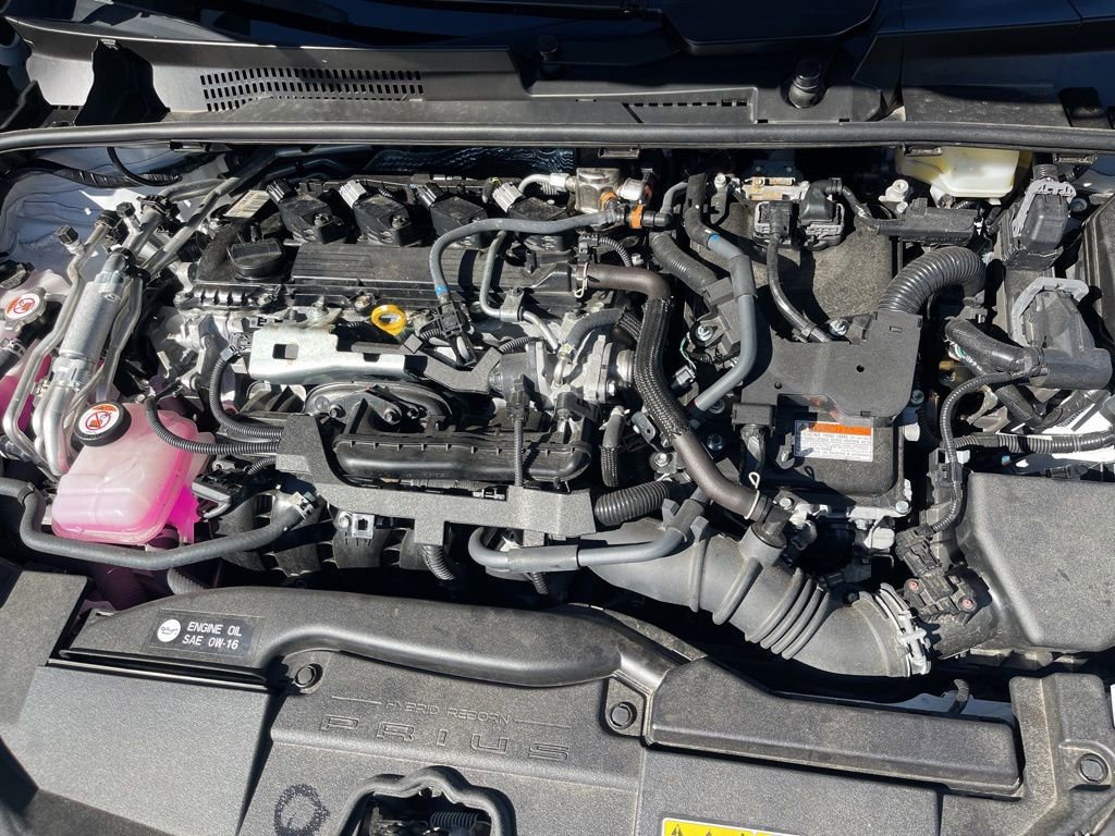 Used 2024 Toyota Prius Prime SE image 26