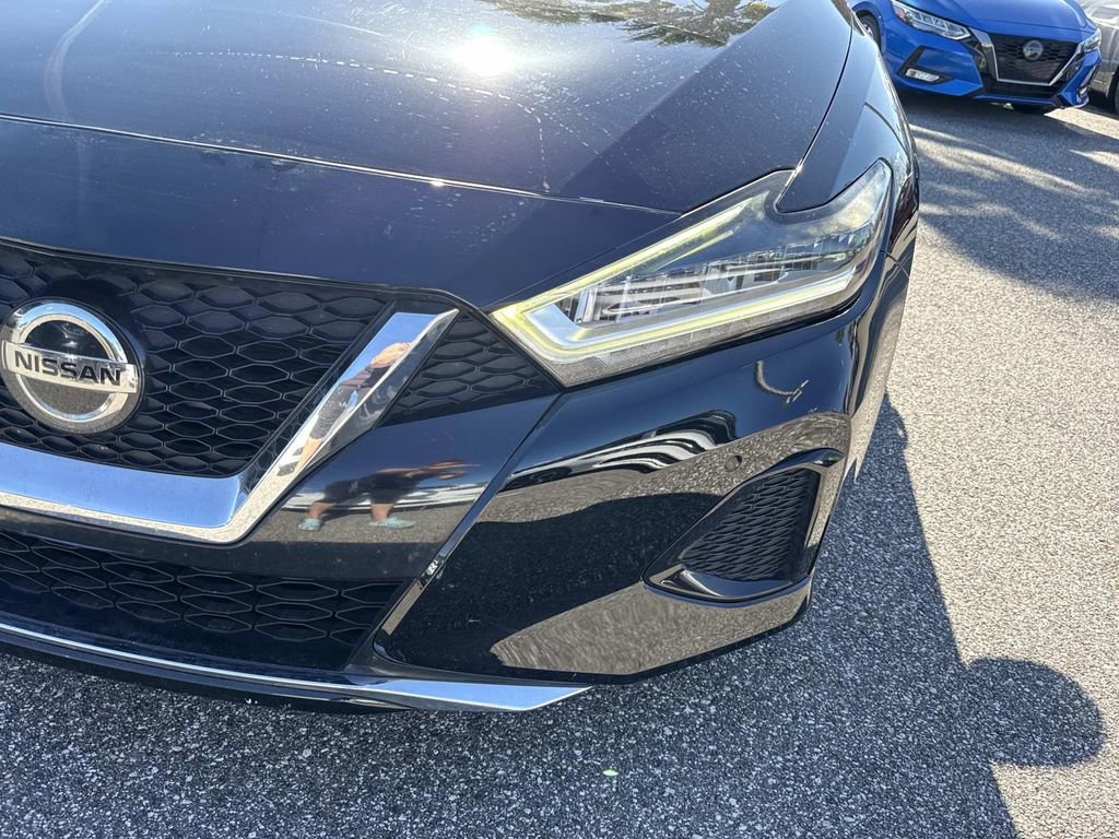 Certified 2019 Nissan Maxima 3.5 SL w/ Floor Mat Group image 10