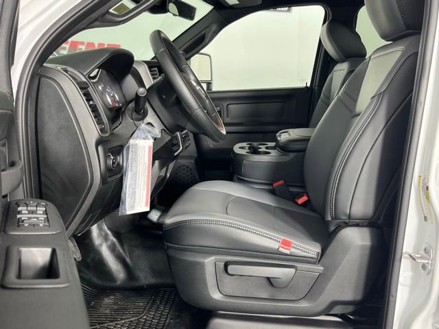 New 2026 RAM 3500 Tradesman w/ Chrome Appearance Group image 24