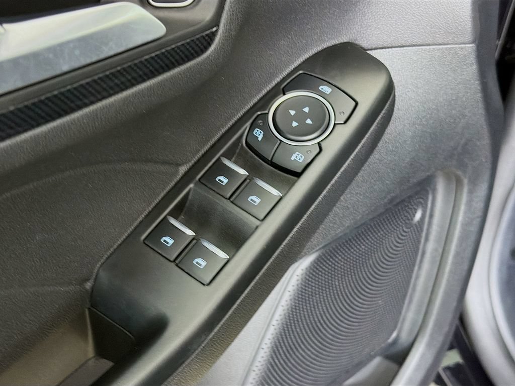 Used 2025 Ford Escape ST-Line AWD/4WD image 21