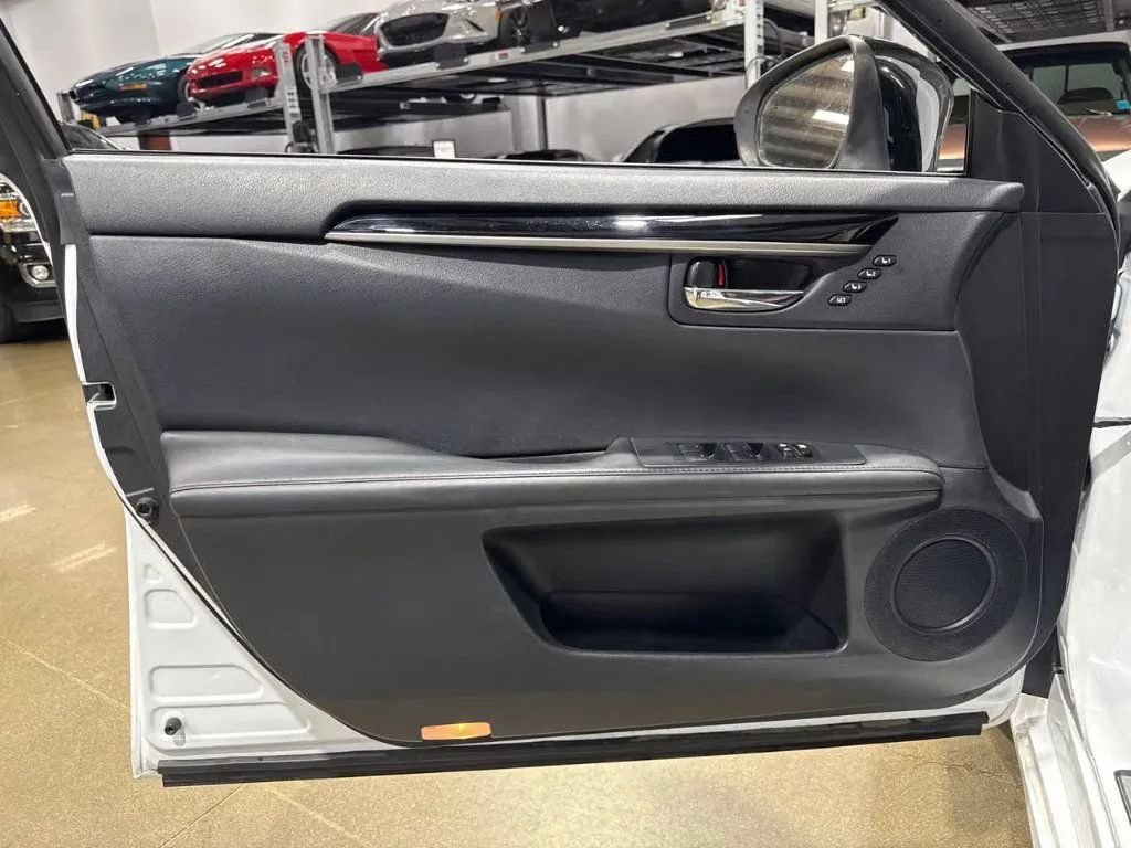 Used 2015 Lexus ES 350 FWD image 11