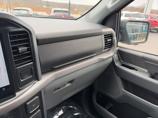 Used 2024 Ford F150 XLT image 23