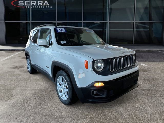 Used 2016 Jeep Renegade Latitude image 5