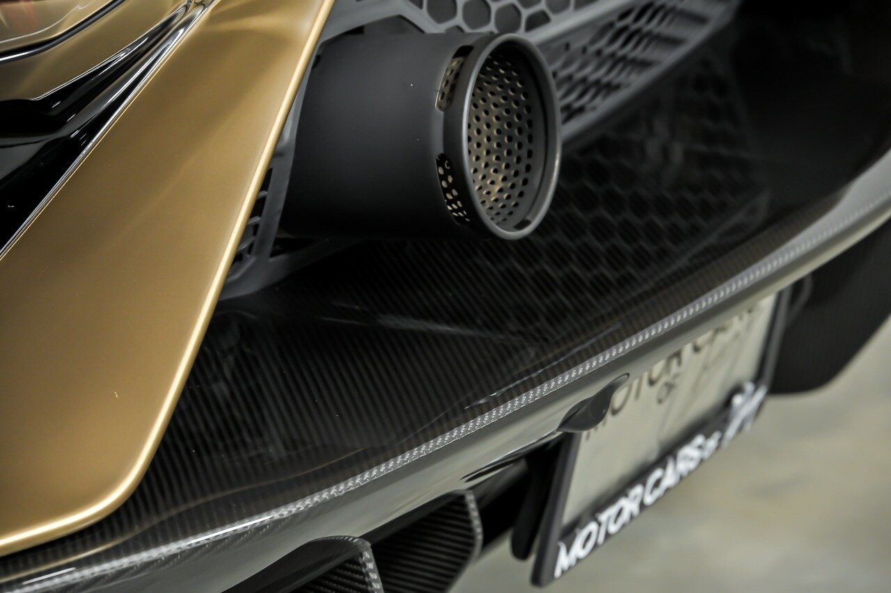 Used 2021 Lamborghini Aventador SVJ AWD/4WD image 12