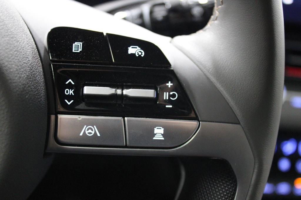 Used 2024 Hyundai Elantra SEL w/ Convenience Package image 19