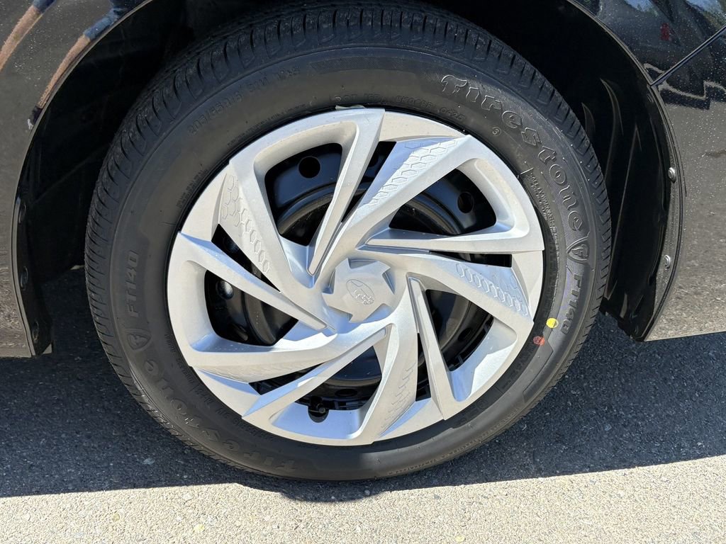 New 2025 Subaru Impreza 2.0i image 30