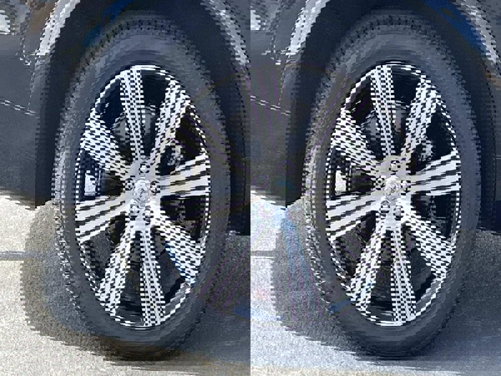 Certified 2024 Volvo XC90 B6 Ultimate image 9