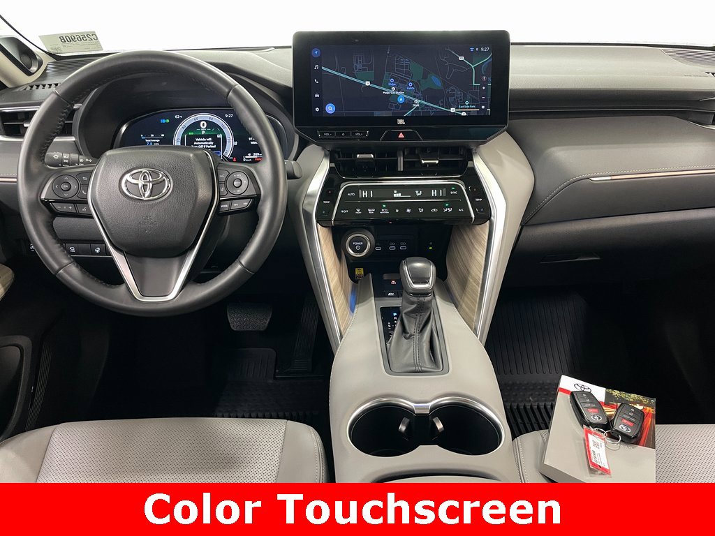Used 2024 Toyota Venza Limited image 2