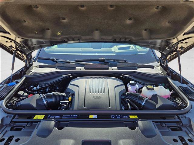 New 2026 Land Rover Range Rover SE AWD/4WD image 17
