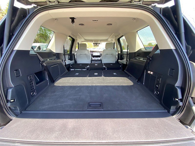 Certified 2025 Ford Expedition Platinum AWD/4WD image 45