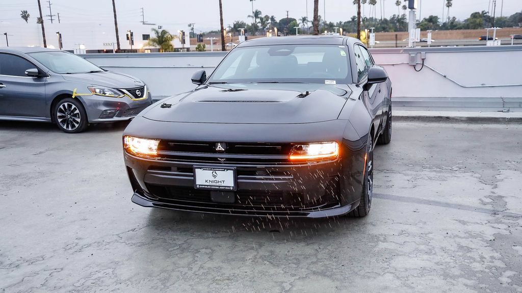 New 2026 Dodge Charger R/T w/ Blacktop Package AWD/4WD image 4