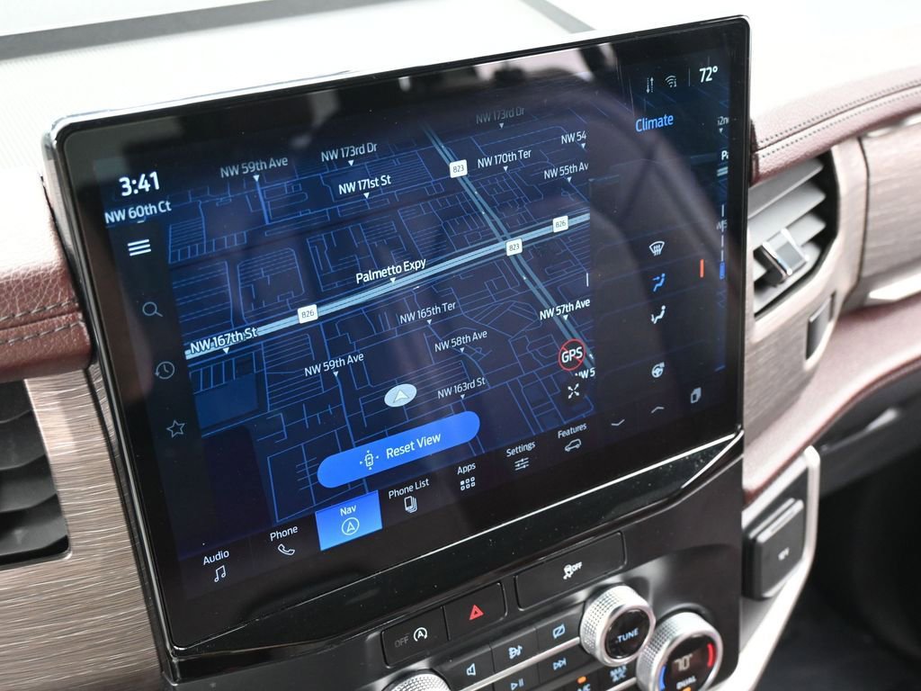 Used 2024 Ford Expedition Limited image 24