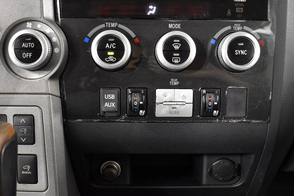 Used 2010 Toyota Sequoia Platinum image 46