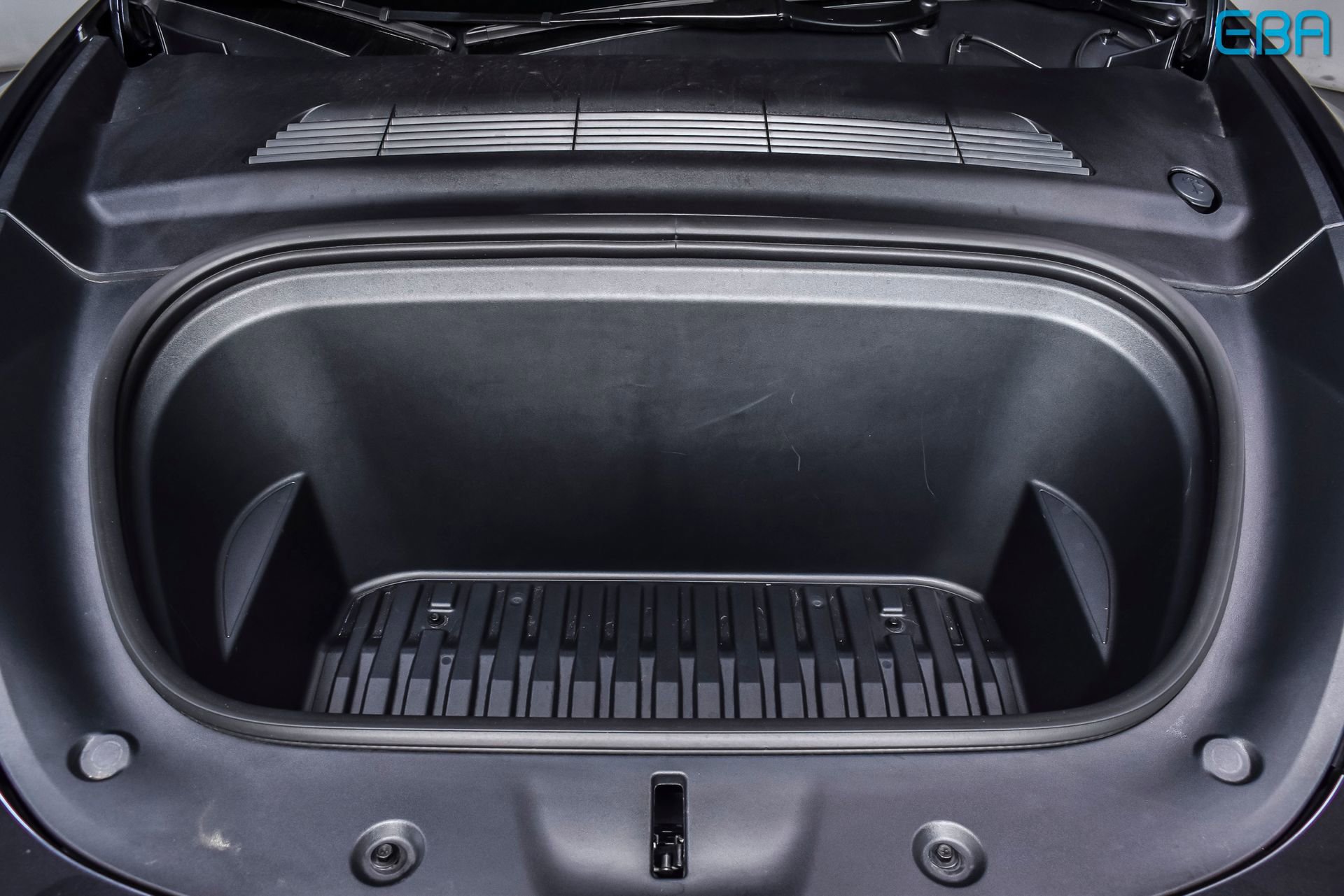 Used 2024 Tesla Model Y Long Range image 11