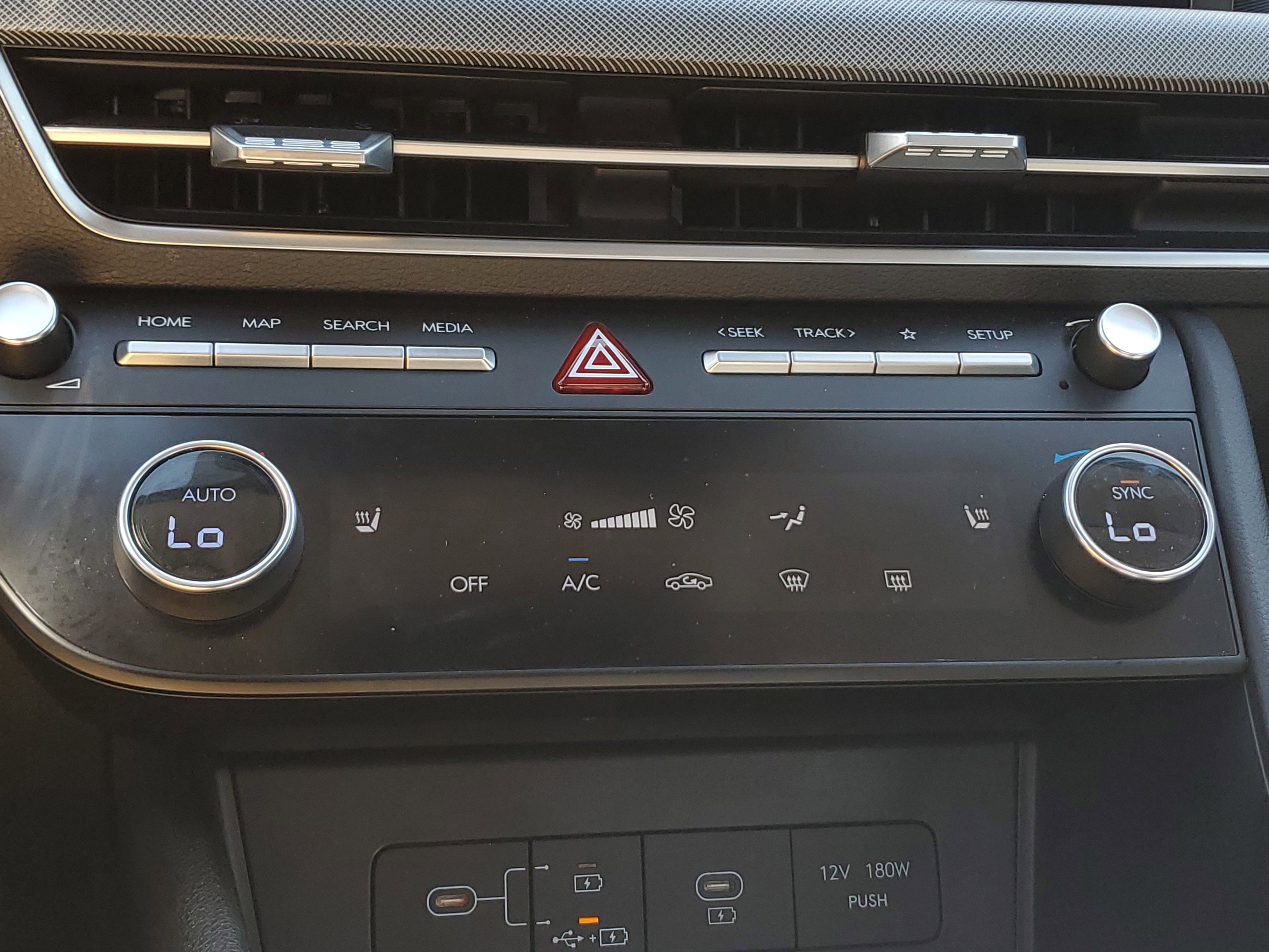 Used 2025 Hyundai Sonata SEL FWD image 23