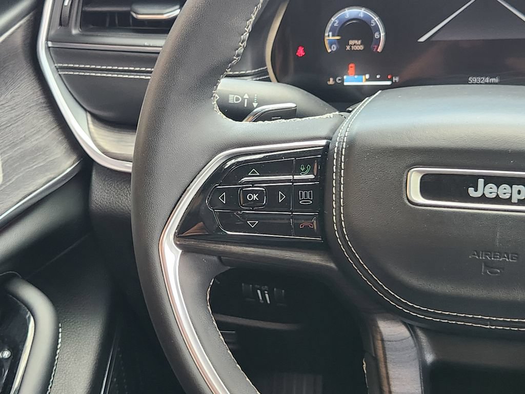 Used 2023 Jeep Grand Cherokee L Overland AWD/4WD image 30