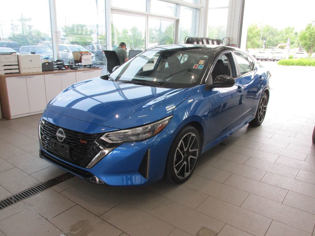 Used 2024 Nissan Sentra SR image 3