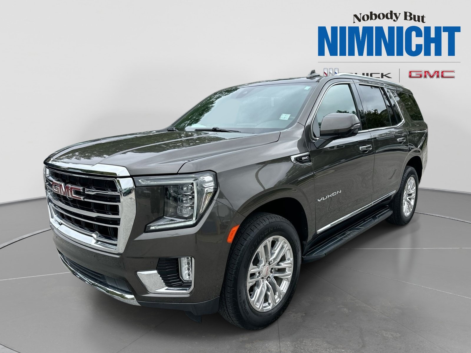 Used 2021 GMC Yukon SLT w/ SLT Premium Package AWD/4WD image 1