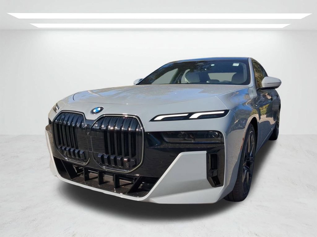 New 2026 BMW 760i xDrive w/ Premium Package image 8