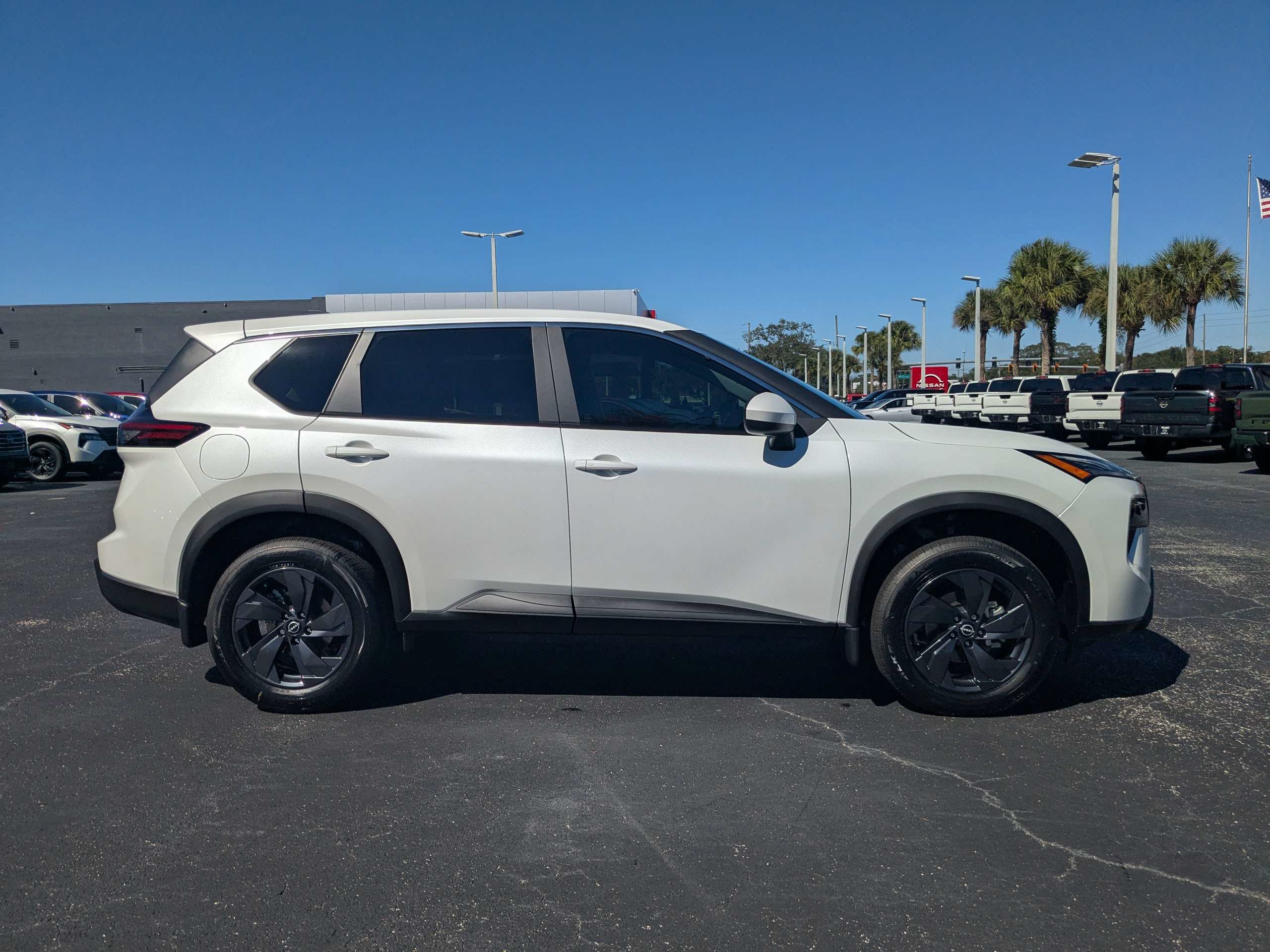 New 2026 Nissan Rogue SV FWD image 3