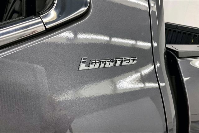 Used 2025 Toyota Tundra Limited image 33