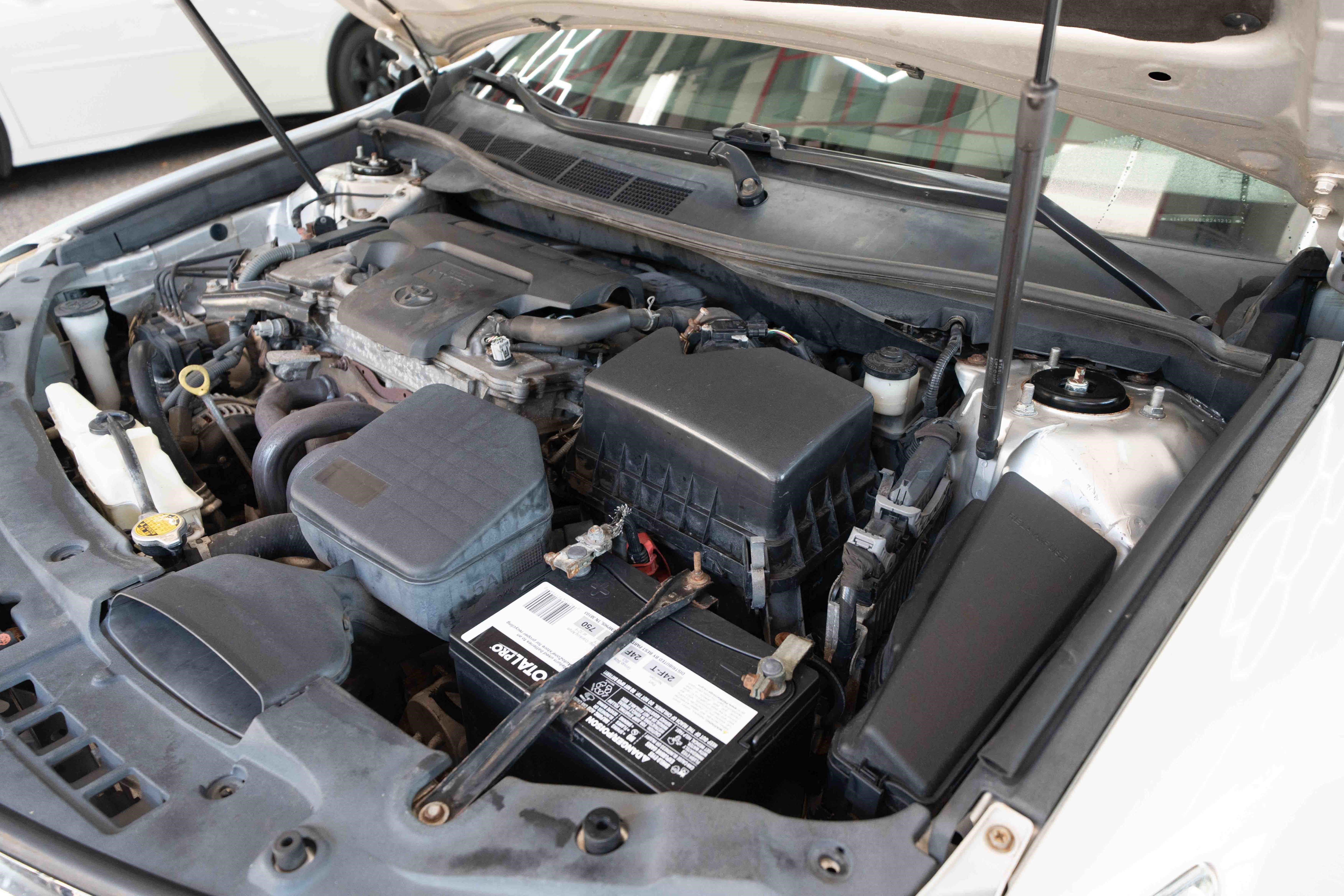 Used 2012 Toyota Camry LE FWD image 32