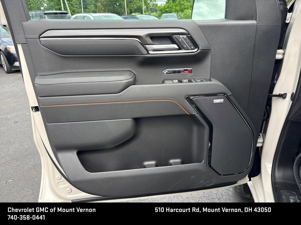 New 2026 GMC Sierra 1500 AT4 w/ AT4 Premium Package AWD/4WD image 14