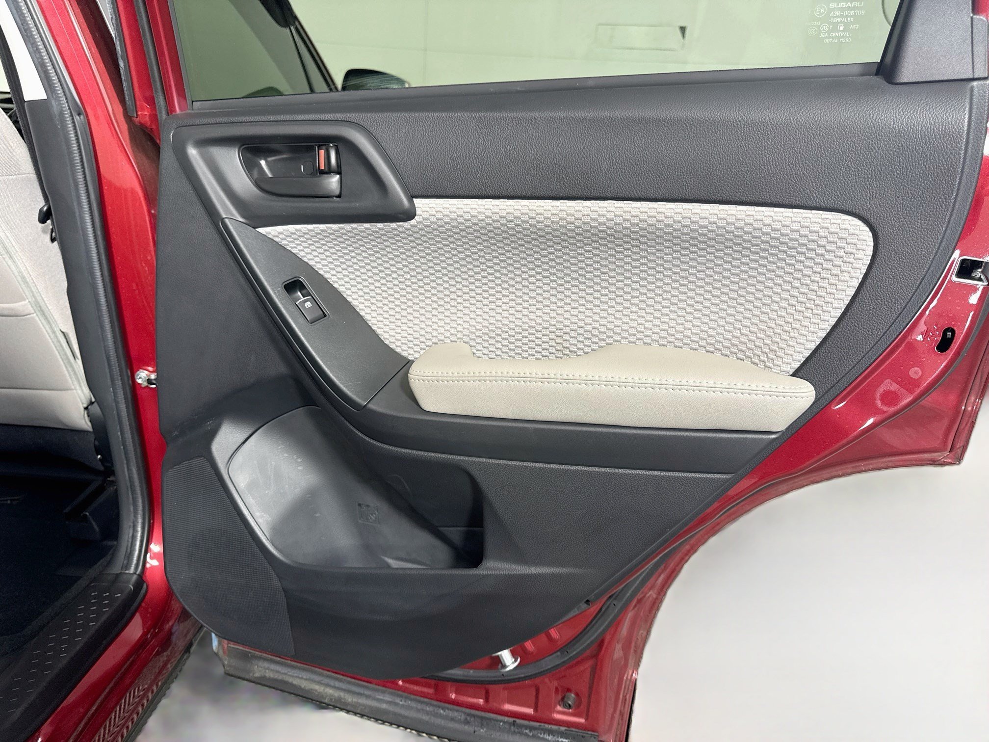 Used 2018 Subaru Forester 2.5i Premium AWD/4WD image 27