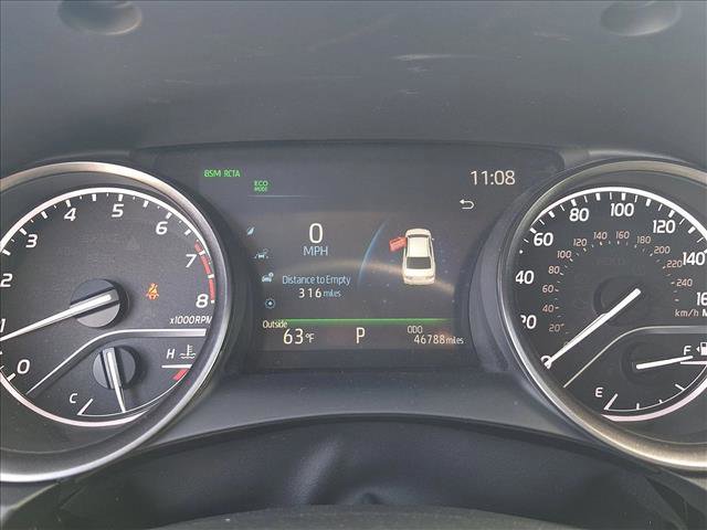 Used 2018 Toyota Camry XSE FWD image 11