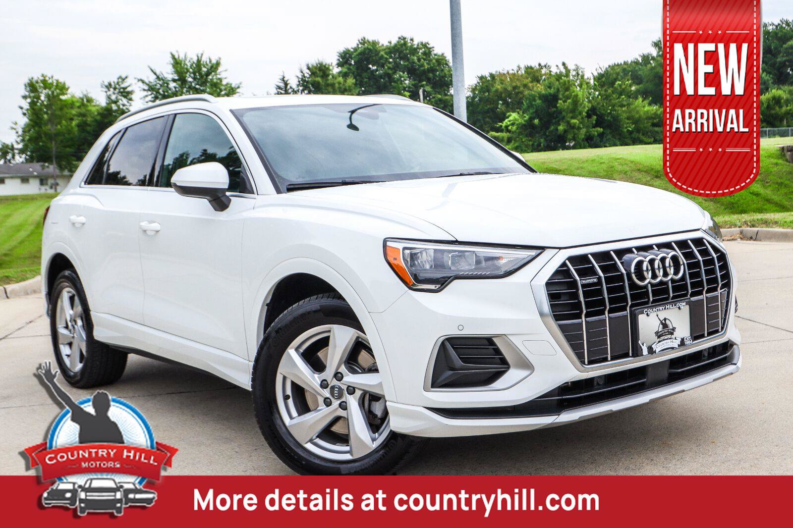 Used 2020 Audi Q3 2.0T Premium w/ Convenience Package AWD/4WD image 1