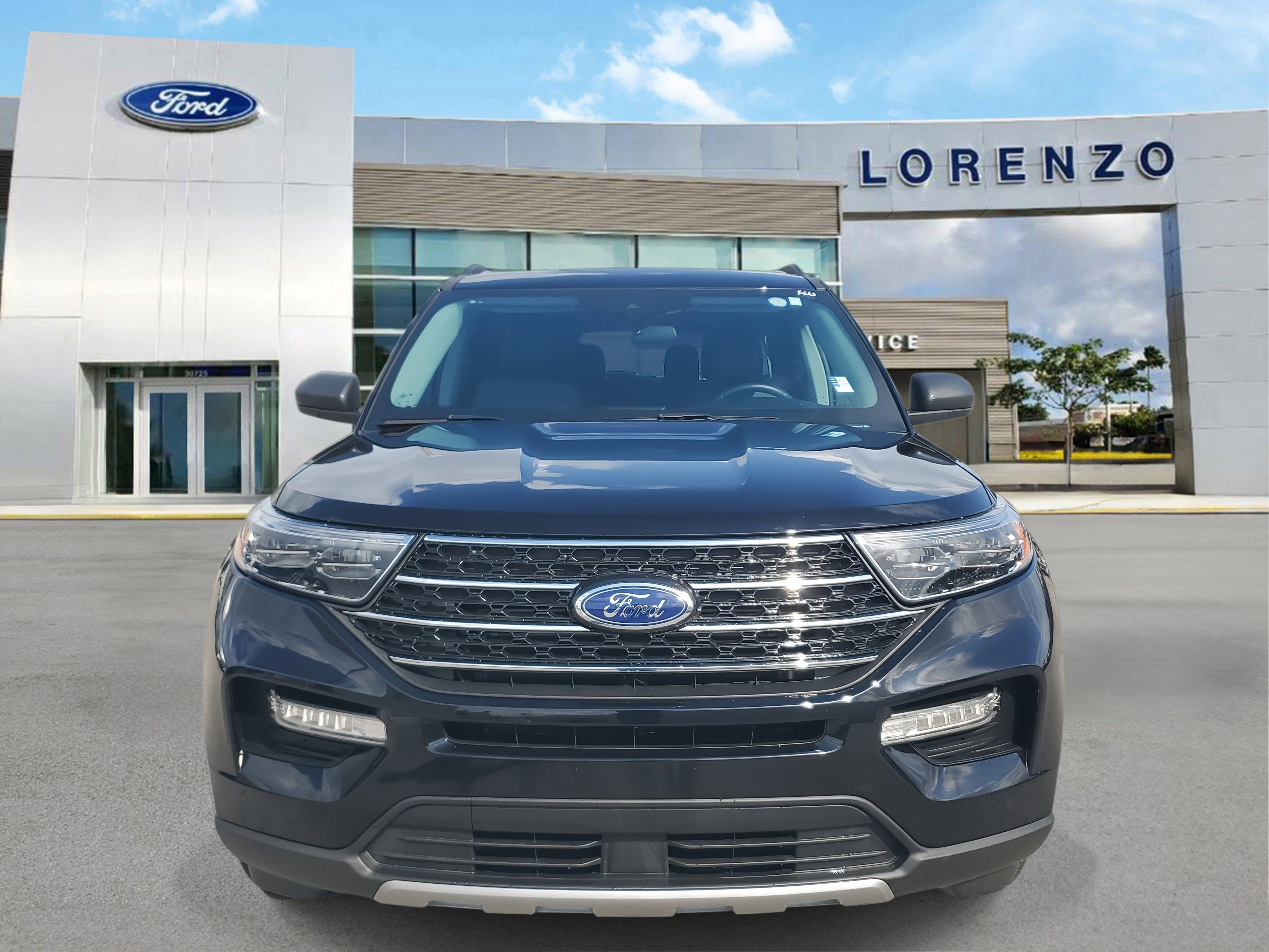 Used 2023 Ford Explorer XLT w/ Equipment Group 202A video 2