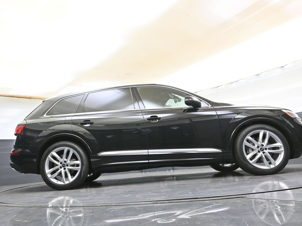 Certified 2025 Audi Q7 3.0T Premium Plus w/ Premium Plus Package AWD/4WD image 40