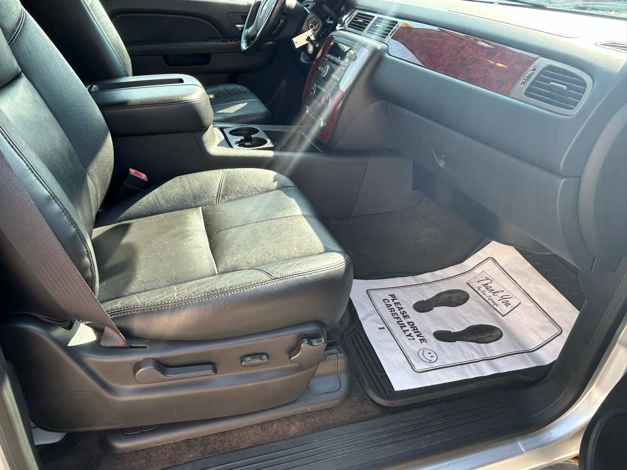 Used 2013 Chevrolet Avalanche LT w/ All-Star Edition image 13