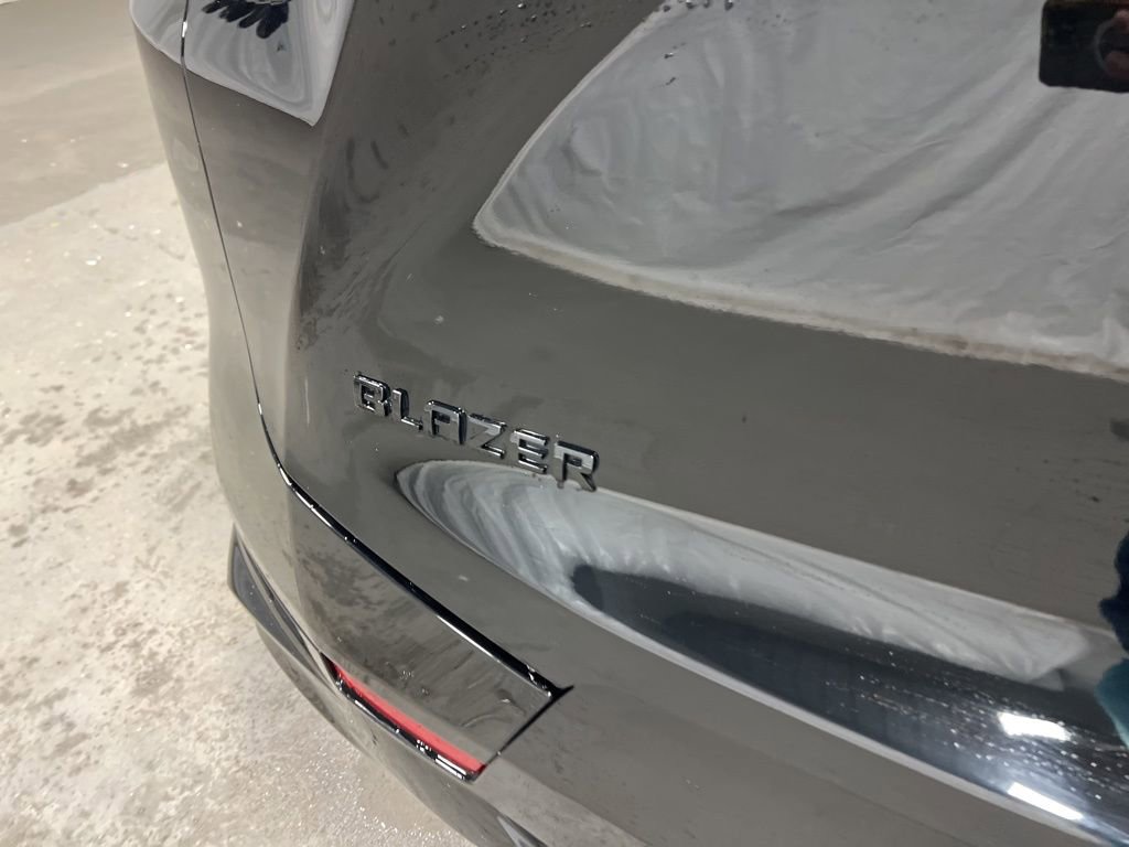 Used 2025 Chevrolet Blazer RS image 18