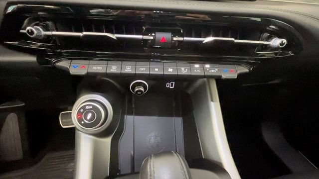 Used 2024 Alfa Romeo Tonale Ti AWD/4WD image 29