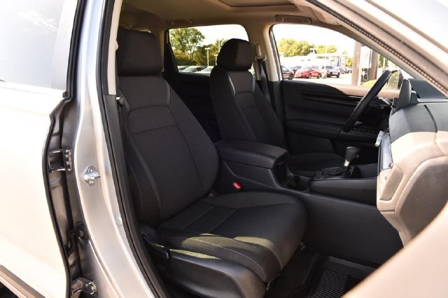 Used 2025 Honda CR-V EX image 21