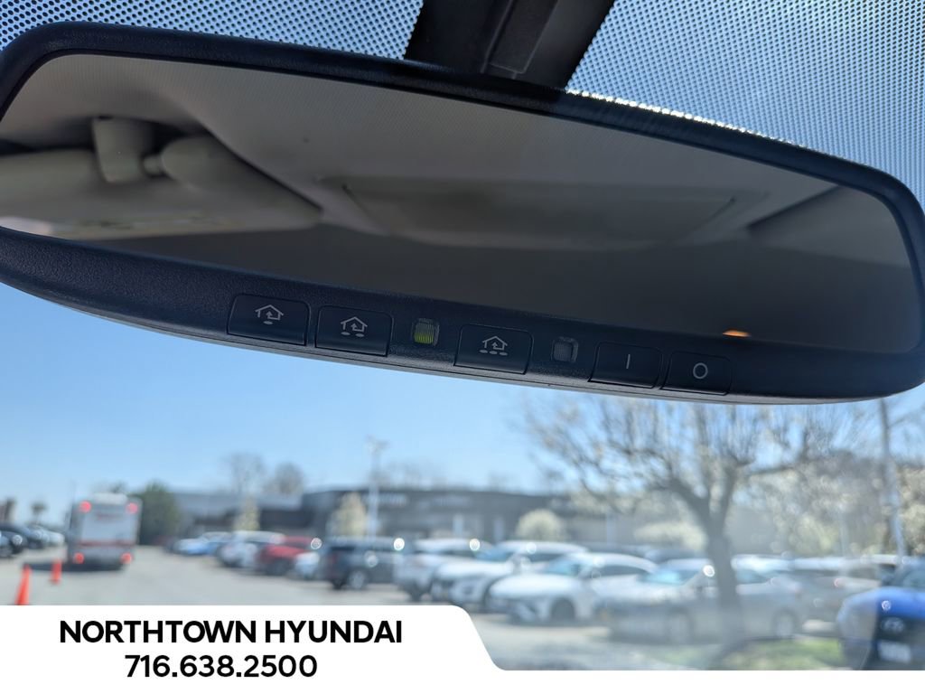 Used 2019 Nissan Pathfinder SL AWD/4WD image 25