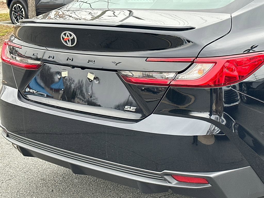 New 2026 Toyota Camry SE image 5