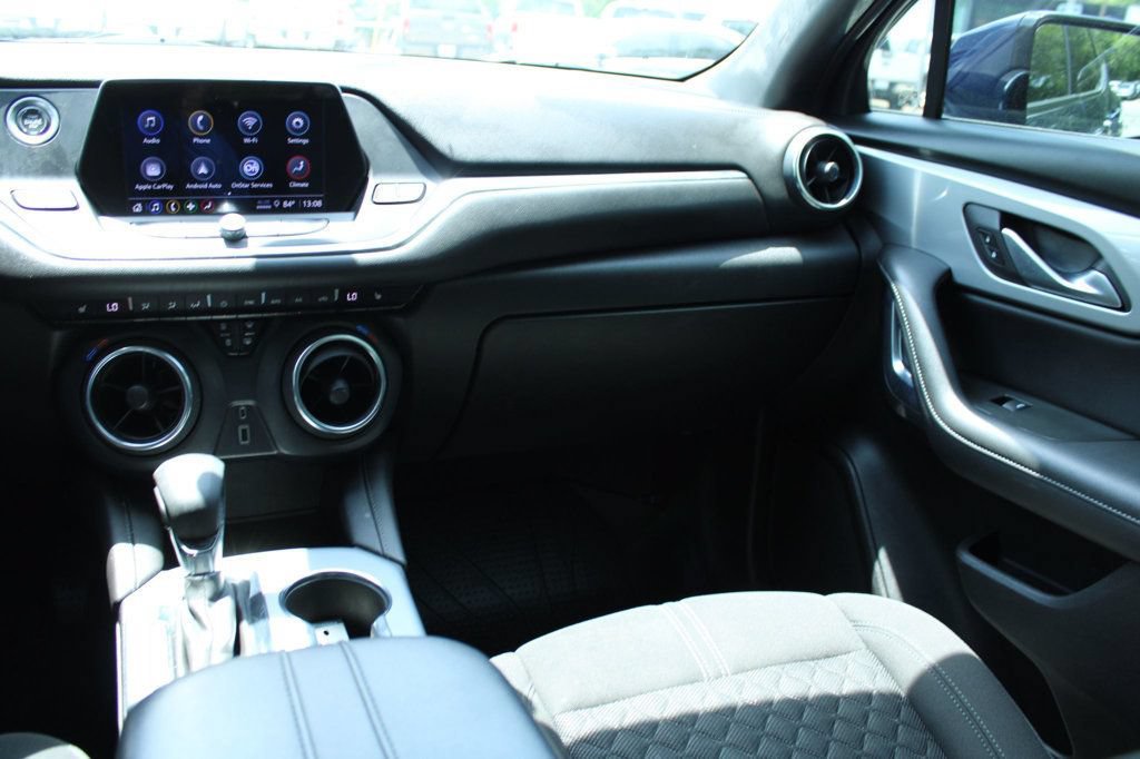 Used 2022 Chevrolet Blazer LT FWD image 46
